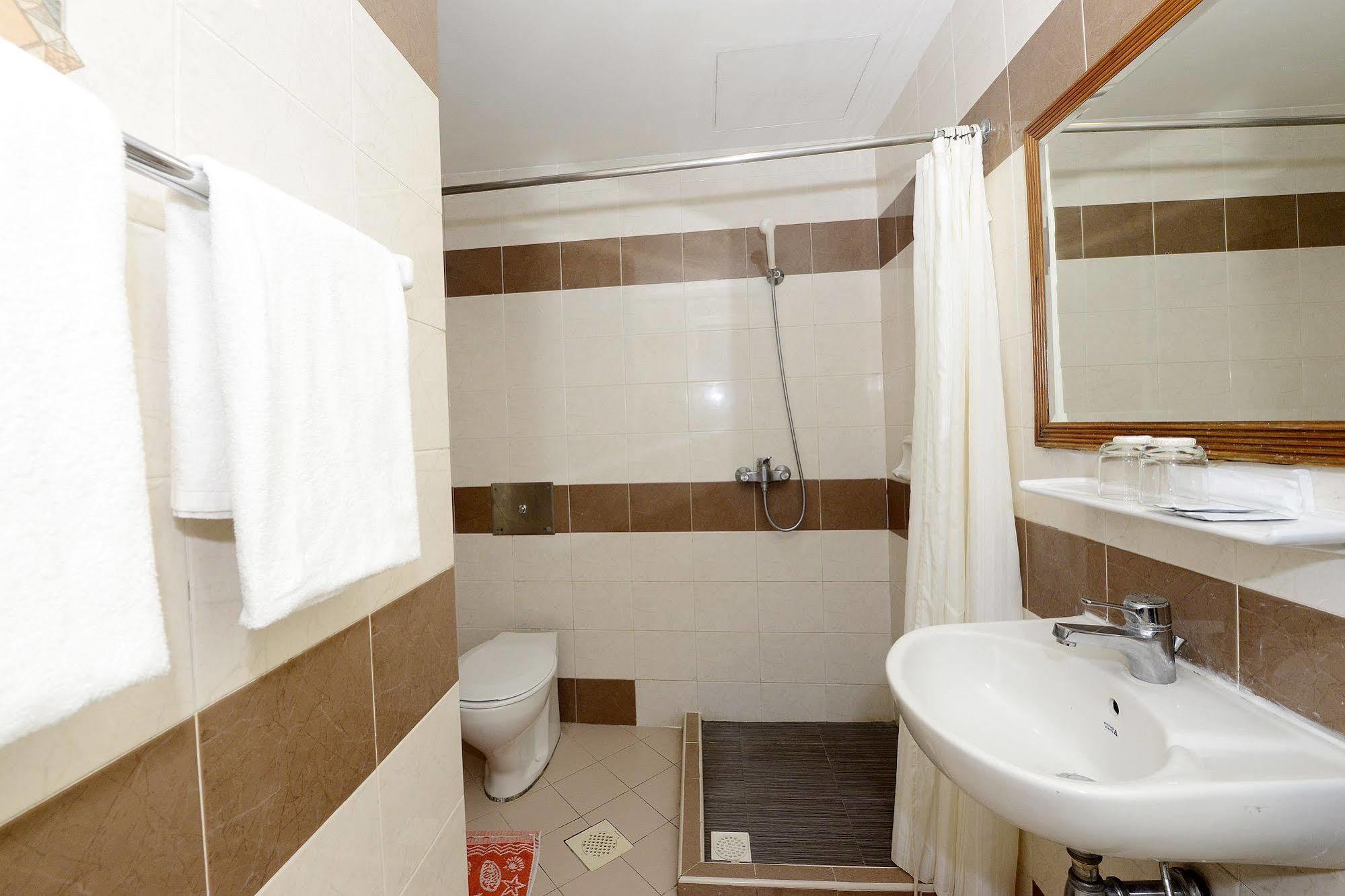 Oyo 106 Beach Hotel Singapore Eksteriør billede